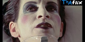 Amanda Plummer Nude, Breasts Scene  in 81/2 Women