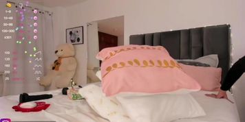 Fay has a enormous ass