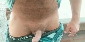 Erect piss