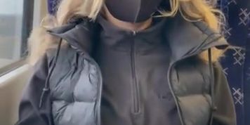 short_beautiful girl boobs exposure in train