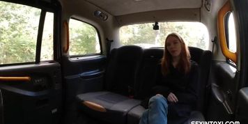 The horny driver played the photographer to fuck the naive girl