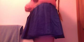 Tight cosplay skirt!