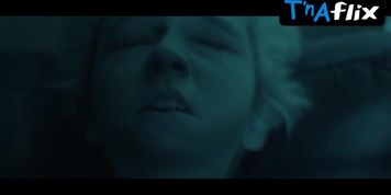 Julia Sarah Stone Butt Scene  in Come True