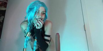 Best Cosplayer? ft. Jinx, 2B, Sakura