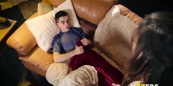 Cytherea gets nailed by younger dude