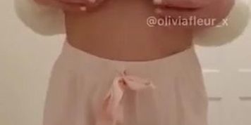Olivia Fleur ASMR (Fleur Rose, Lucie Stratilova)