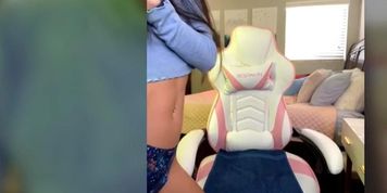 Asian fingering her ass