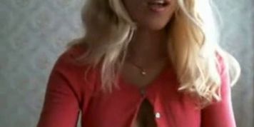 Sexy blonde milf dildos her tight pussy on webcam