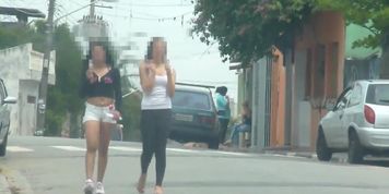 SHORTINHO BRANCO CAMELTOE