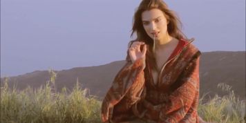 Emily Ratajkowski Nude Edit