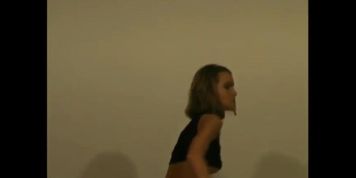 TURN OFF THE LIGHT - sexy beauty dance strip tease (Beauty Dior)