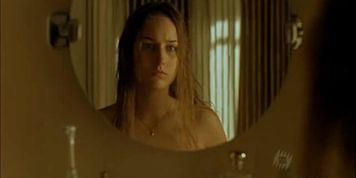 ALLCELEBPASS - Leelee Sobieski Appears Naked