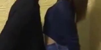 Lesbiana kissing