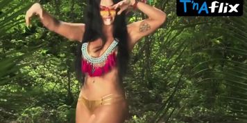 Carolina Rico Bikini Scene  in Torzon Y Tanga (Mi Adorable Salvaje)
