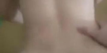 Vietnam girl suck big dick - G&aacute;i vi?t b&uacute; cu