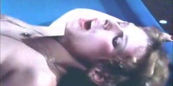 MEGA CLASSIC PORN - Vanessa Del Rio blowjob in hot tub (Isis Taylor)