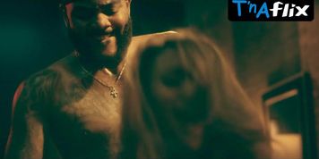 Netta Walker Sexy Scene  in The Chi