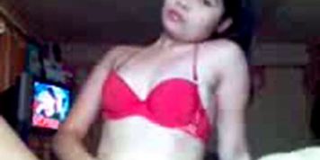 indonesia- cewek BH merah pamer memek