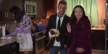 [Mommy Got Boobs] Pussy, Not My Daughter&acirc;&euro;&trade;s