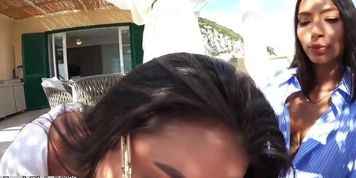 I have a surprise for you... The best double blowjob ? Capri, Italy