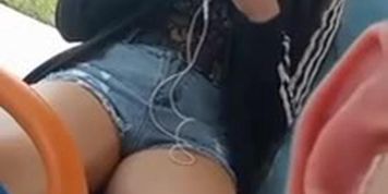 Recording teen legs bus