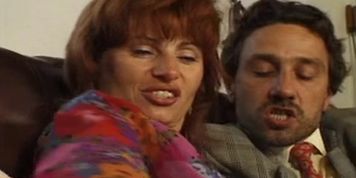 Redhead MILF double penetration.