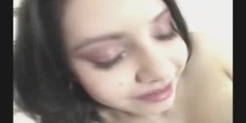 Aline goes to bed with a woman American