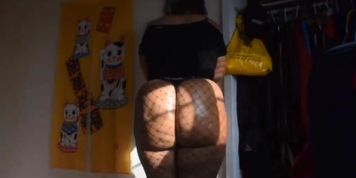 Weak bitch 2