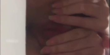 ?????????????-????-????-????-8v??