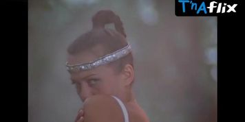 Elena Aminova Breasts Scene  in Formula Lyubvi