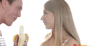 18videoz - Katrin Tequila - Fucking cum into her pussy
