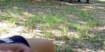masturbation en ext&eacute;rieur sur une aire d&rsquo;autoroute