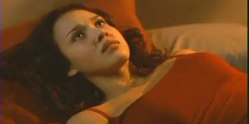 Jessica Alba Sexy Scene  in Dark Angel (Angel Dark, Sarah Stock)