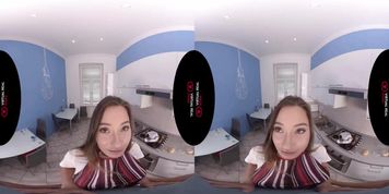 Liya Overcocked (excerpt) 2160P 4K VR