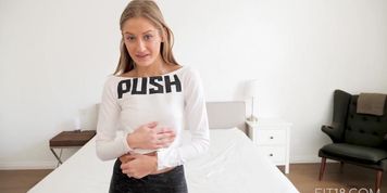 Pumping Up Cute Girl - Tiffany Tatum