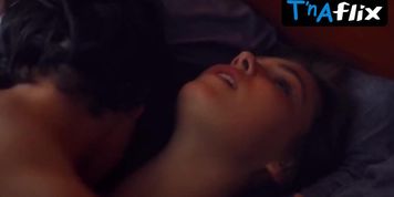 Haley Lu Richardson Sexy Scene  in The Young Kieslowski