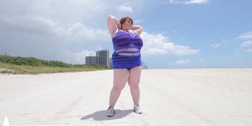 Sexcersing Lexxxi (Anorei Collins, Lexxxi Luxe)