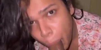 Shemale Superb Blowjob And So Deep Fucked On Cock