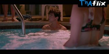 Sylvia Joan Thong,  Bikini Scene  in The Breakdown