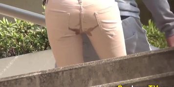 PISS JAPAN TV - Japanese teen urinating on the street