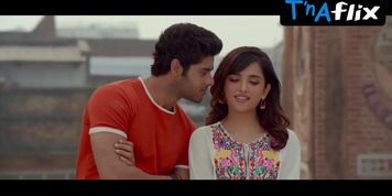 Shirley Setia Sexy Scene  in Nikamma