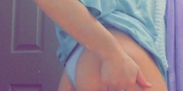 What is the kinkiest and hottest thing you have ever jacked .. by emilycasto from OnlyFans | Coomer
