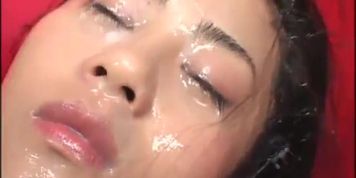 Japanese girl enjoyed the bukkake