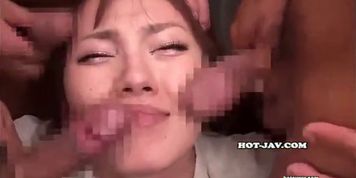 Japanese Girls masturbated with lustful teen girl in bath room.avi