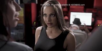 Naive And Poor Musician Fucks For Fame - Aidra Fox (Abigail Mac, Seth Gamble)
