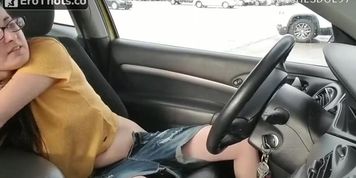Peachesdoe97 in Public