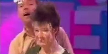 holly mom (Holly Willoughby)