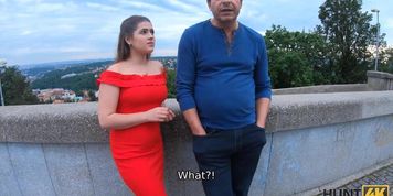 HUNT4K Smart hunter pays mans bills and in return fucks his daughter