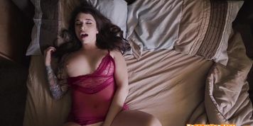 The Pleasure of Business Trips (CoupleFantasies)