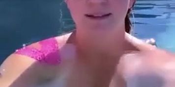 Fangs pool 1